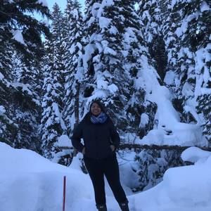 Meet your Posher, Ana